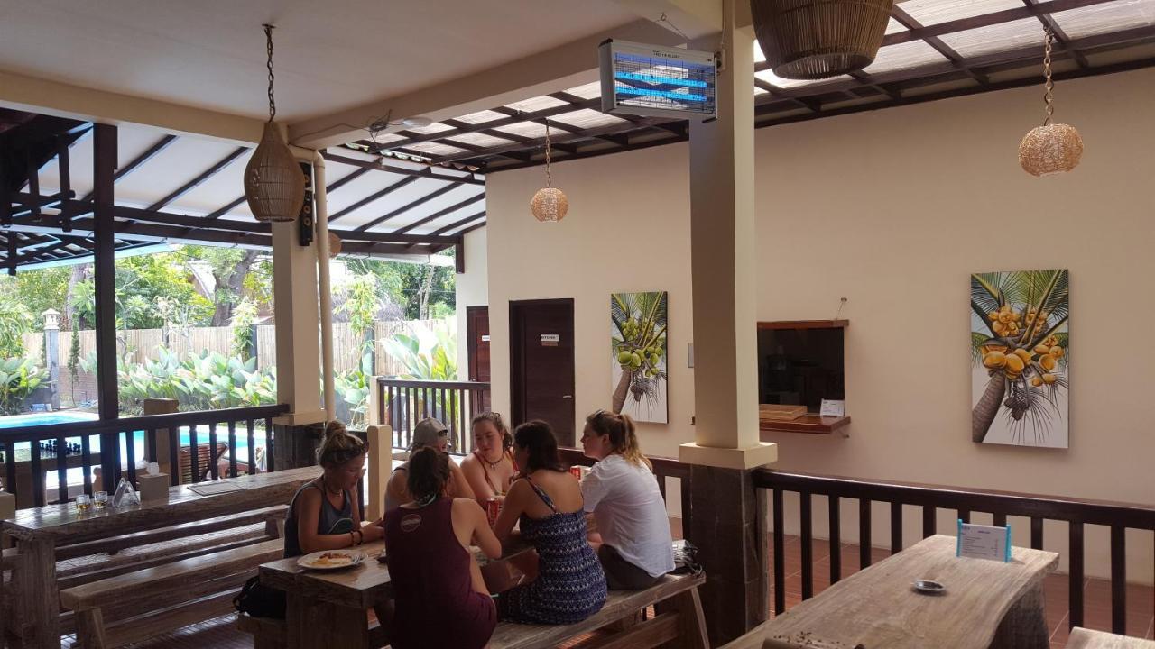 Хостел Gili Buana Гили-Эйр Экстерьер фото